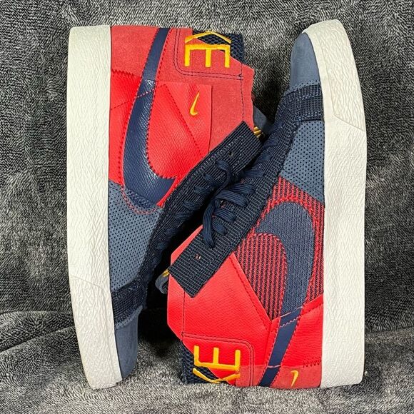 Nike SB Zoom Blazer Mid Premium FD5113-600 University Red Men Sneakers SIZE 7 - Picture 2 of 7